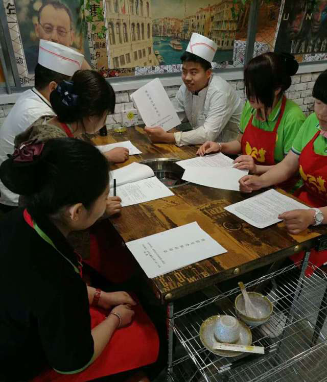 餐厅员工在“瞎忙”?试试这7招